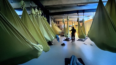 Hello Aerial Yoga Probierkurs 11.4.