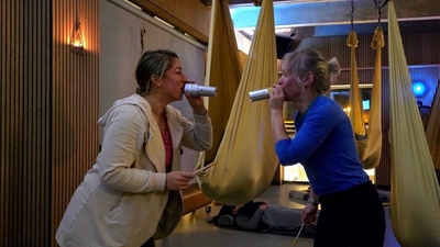 Schwebende Klangreise im Tuch 06.06.